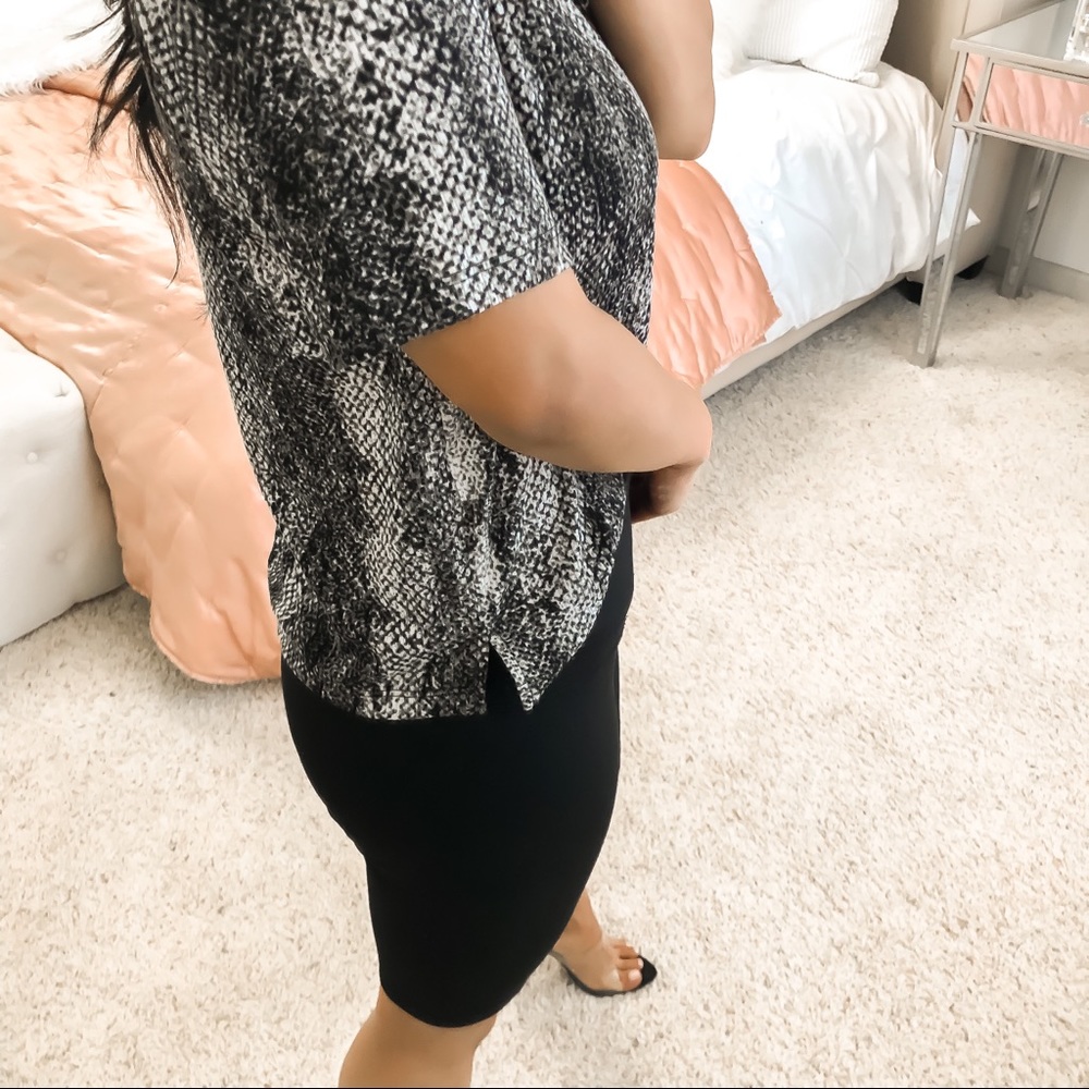 Socialite snake print short sleeve casual tee top - Picture 2 of 10